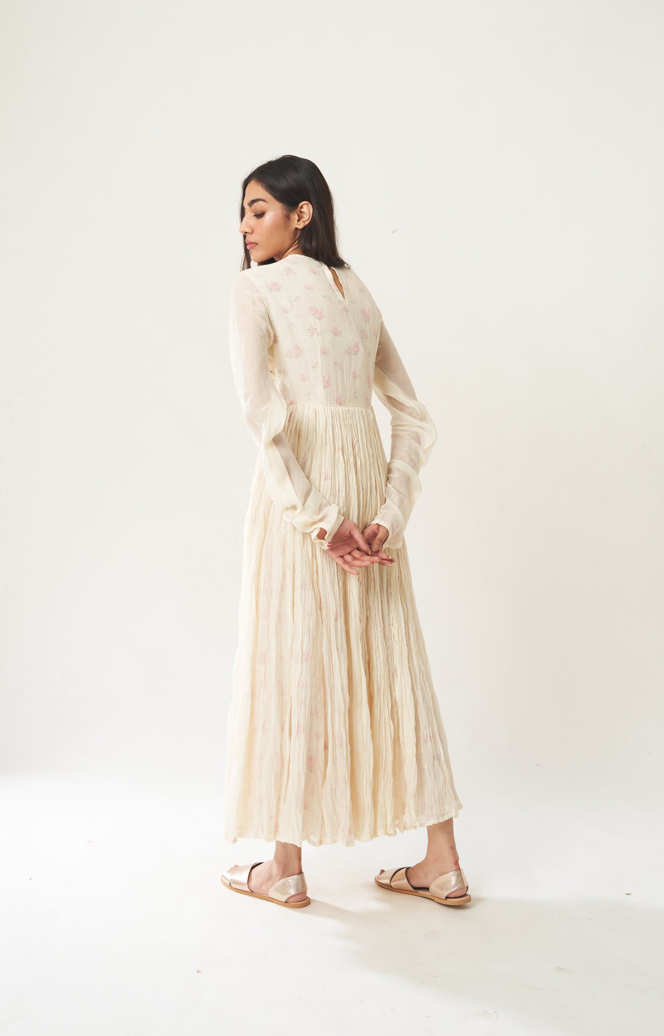 Ivory Shwet Ghera Anarkali-Dot17