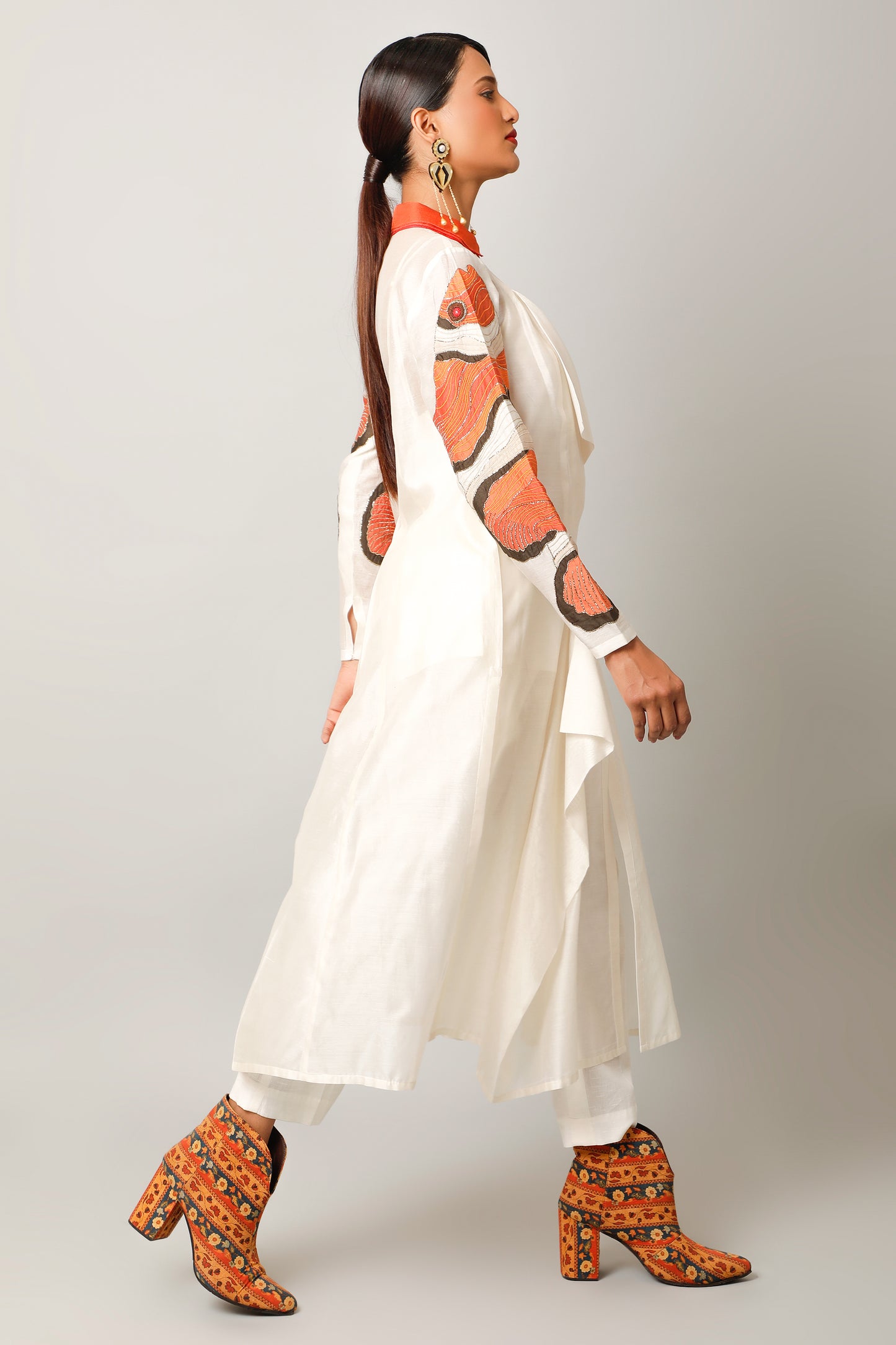 Draped Shirts With Fish Detail On The Sleeves + Inner Slip + Pants - Ivory