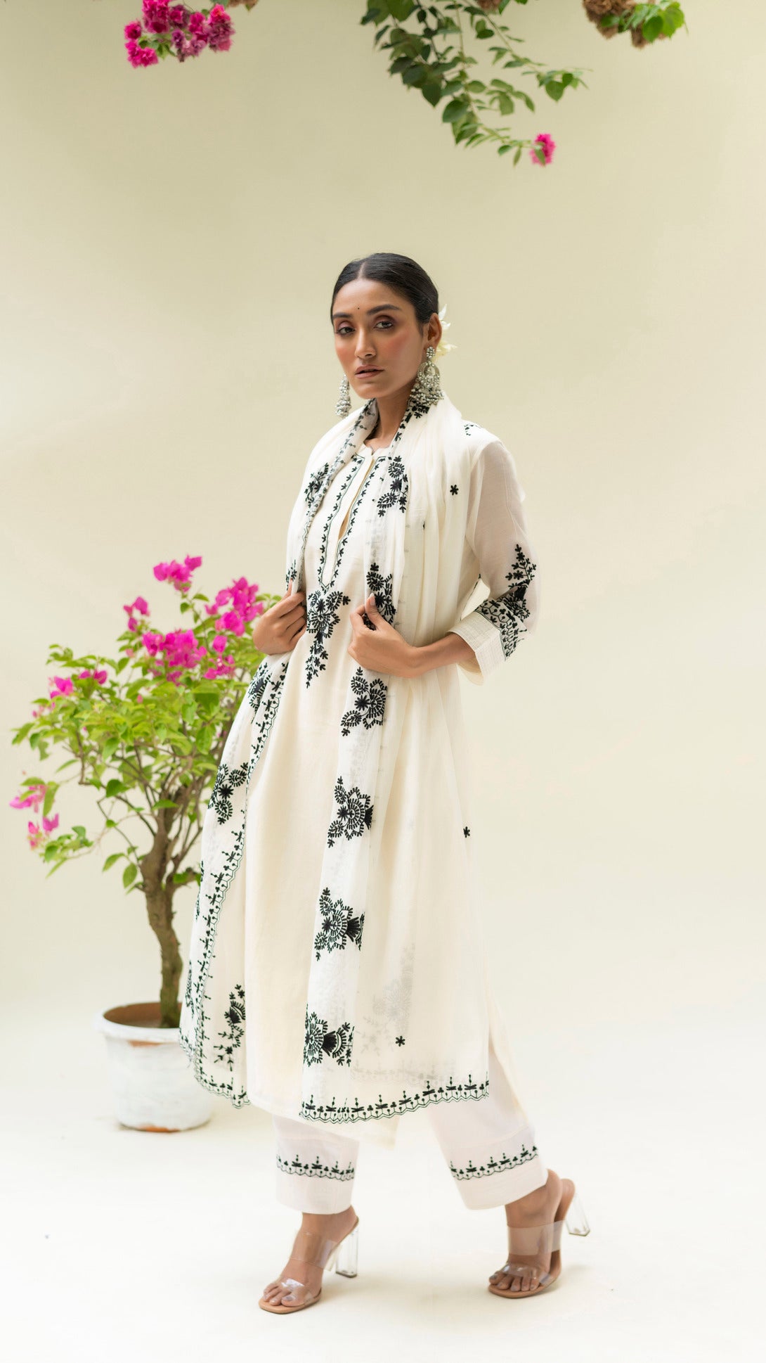 Parchhai Kurta Set - Pearl White