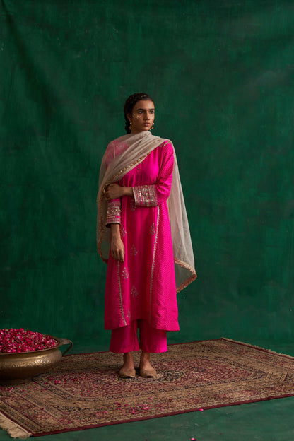 Magenta Kurta Sets