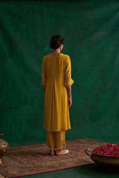 Lime Green Crepe Bandhej Kurta Sets