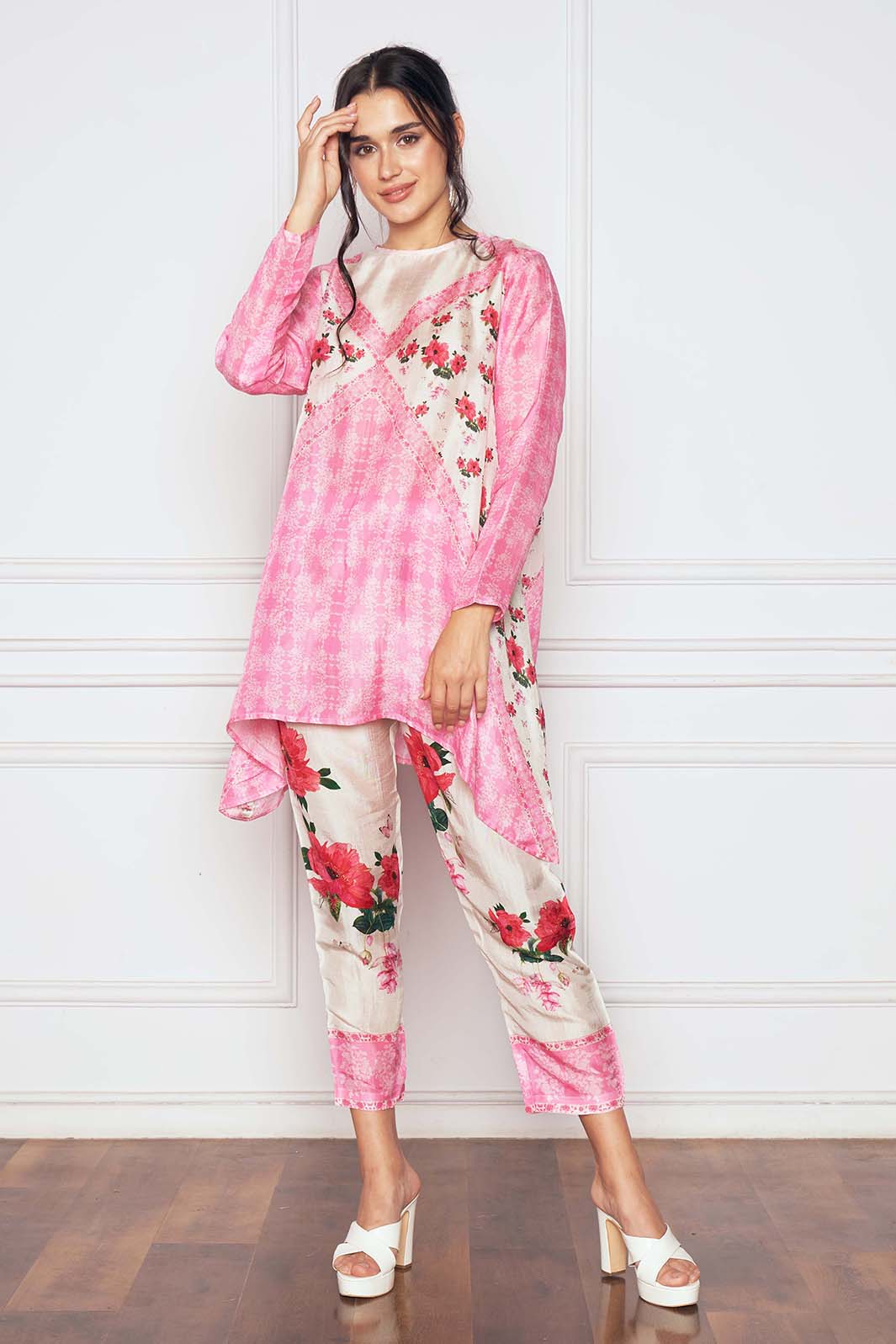 PINK FLORAL KURTA & NARROW PANTS