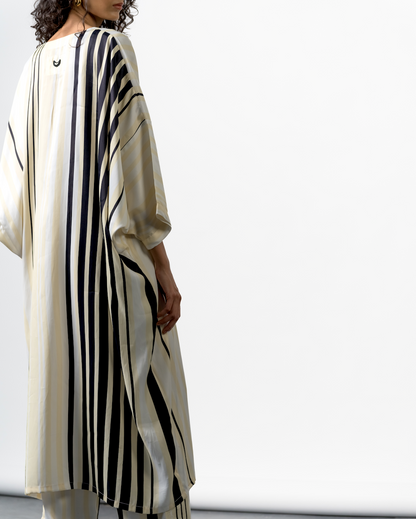 BW STRIPES KAAFTAN KURTA