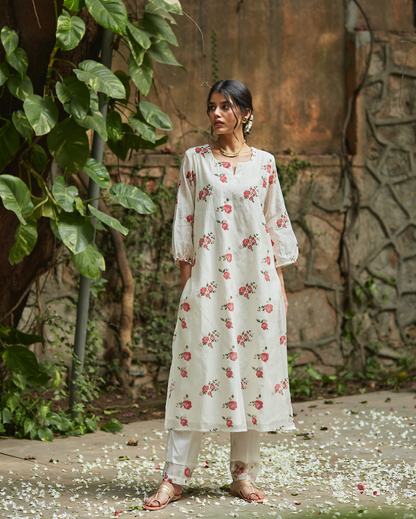 Smoking Elegance: Chanderi Comfort Fit Kurta Set with Smoking and Lace Detailing-M 16